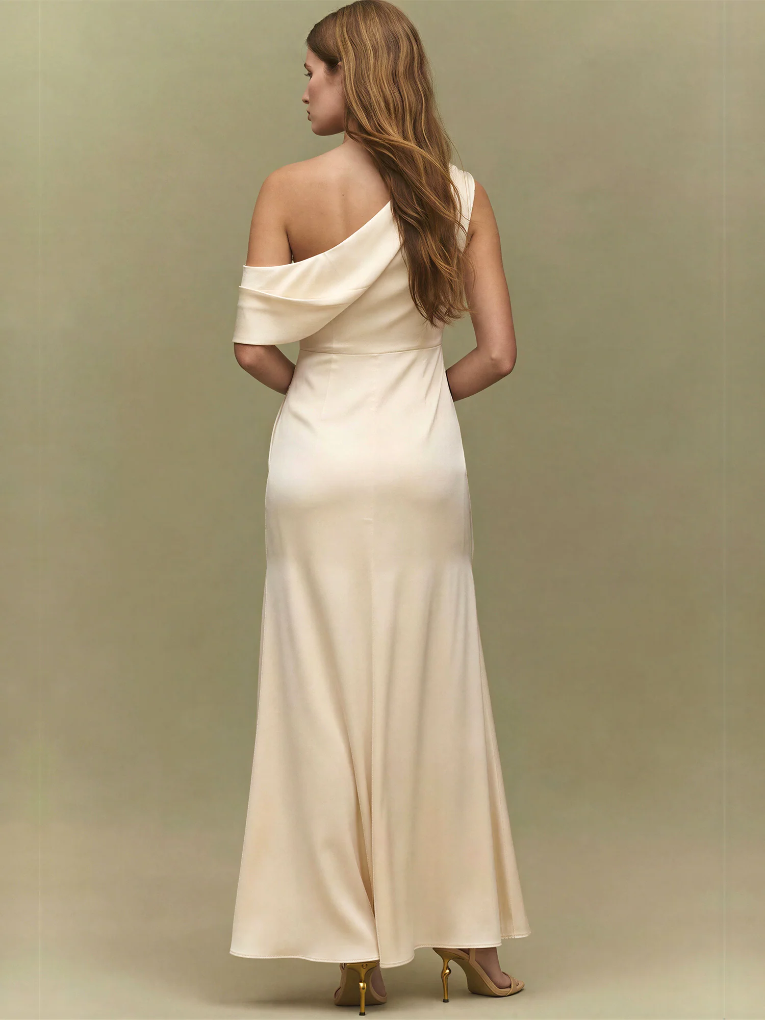 Sleeveless Ruched Satin Bodycon Gown - Image 5